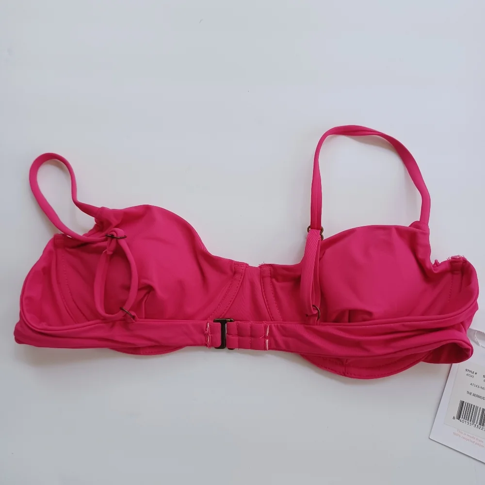 Andie The Bermuda Bikini Top Size M Women Underwired Adjustable Strap Scoop Neck